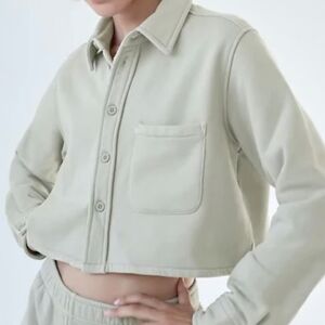 Tna Cozy Boyfriend Cropped Sweatshirt Jacket